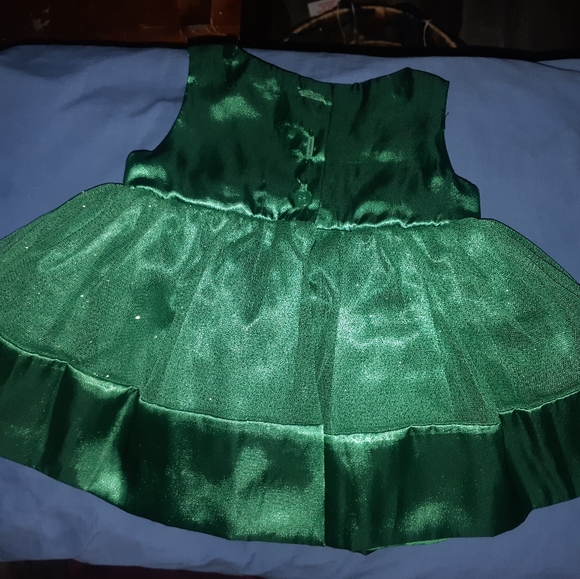 3 baby dresses - Picture 6 of 9